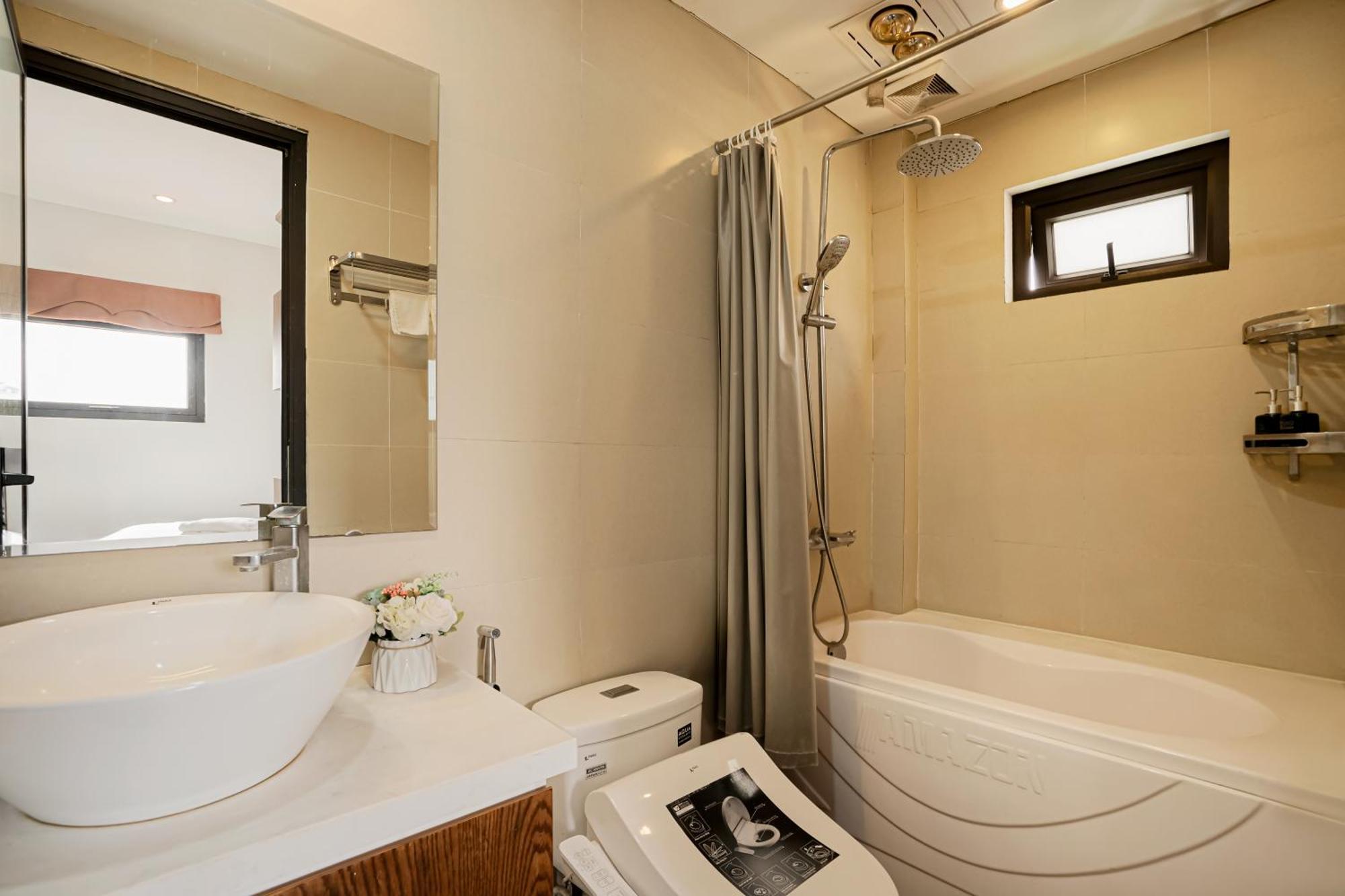 האנוי 22Housing Hotel & Residence 60 Linh Lang מראה חיצוני תמונה